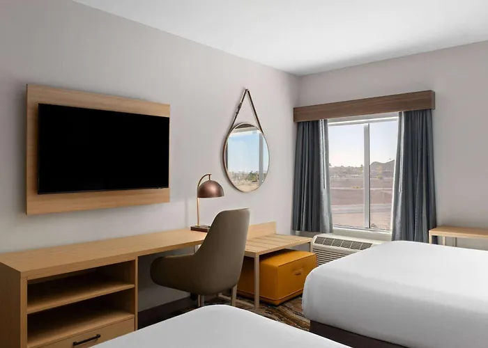 La Quinta & By Wyndham Hotel Yuma